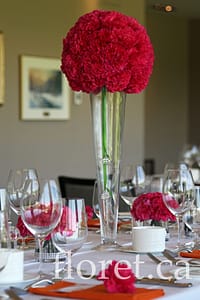 hot_pink_carnation_table_centerpiece